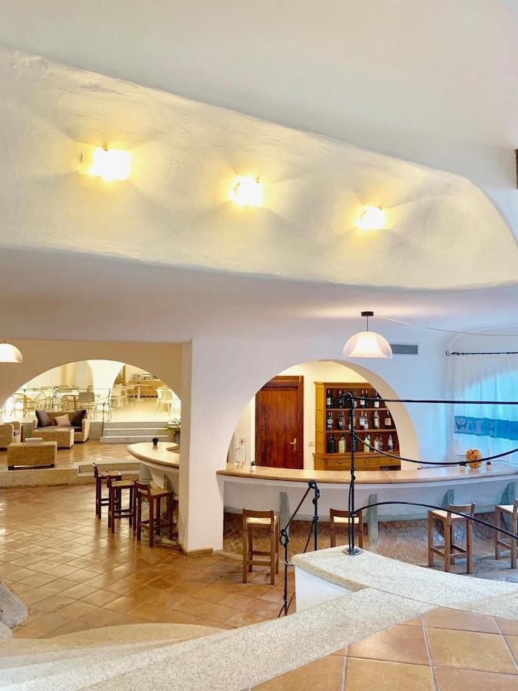 Green Park Hotel Capriccioli  외부 사진